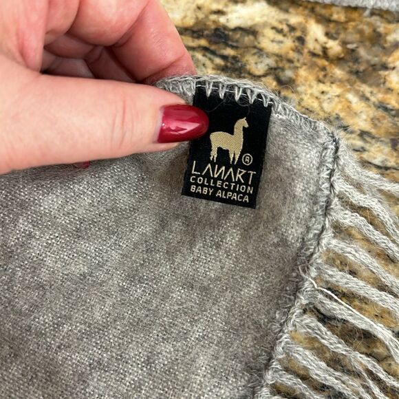 Lanart Collection Baby Alpaca Fringe Trim Gray Scarf - Picture 4 of 6